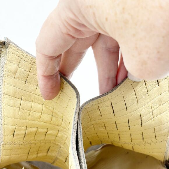 Paul Green Booties Size 7 Peep Toe Gold Laser Cut Metallic Leather Cayanne - Picture 7 of 14